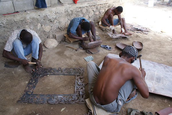 Un atelier spécialisé dans la fabrication d'objet d'artisanat d'art